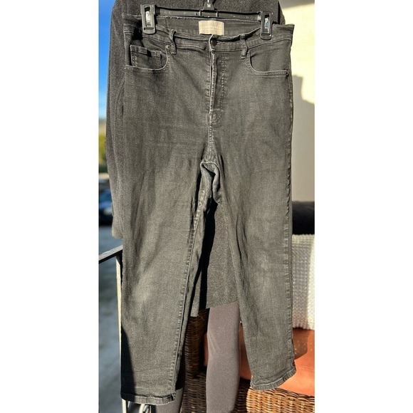 Everlane High Rise Slim Straight Jeans Womens Size 32 Washed Black - Picture 1 of 4